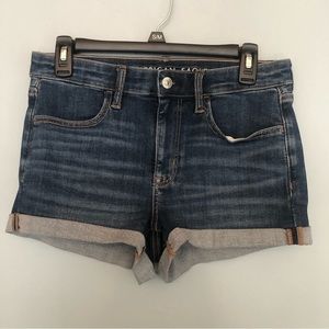 American Eagle Ne(x)t Level High-Waisted Short Shorts size 6
